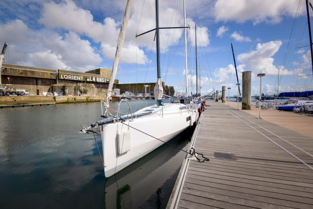 Ponton à Lorient la Base.