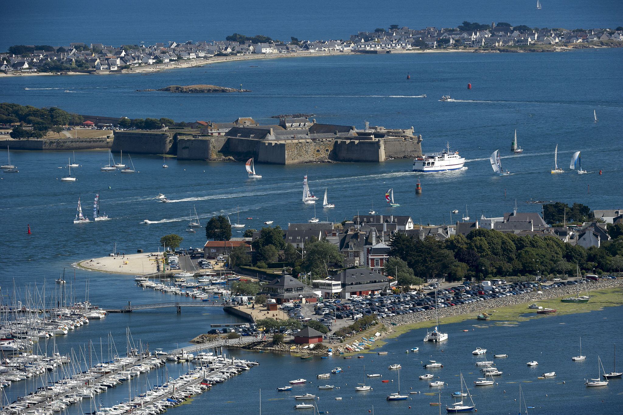 Vue aérienne de la rade de Lorient.
