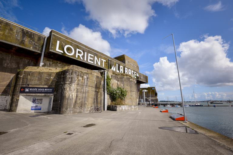 ©Emmanuel LEMEE -Lorient La Base, le quai vers le K3. Lorient La Base, le quai vers le K3.