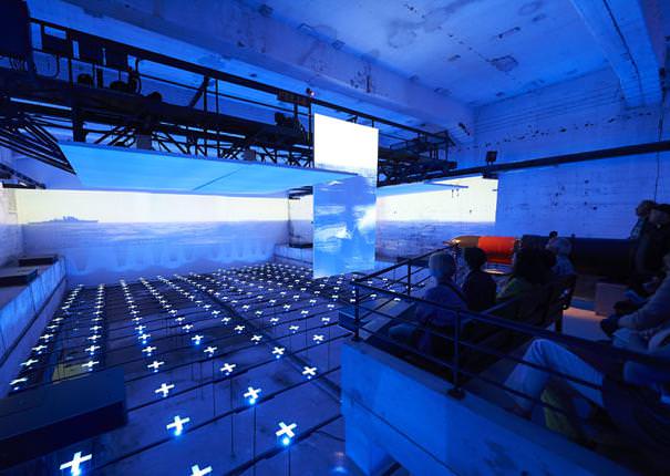 La salle de projection muséographie du sous-marin Flore à Lorient La Base