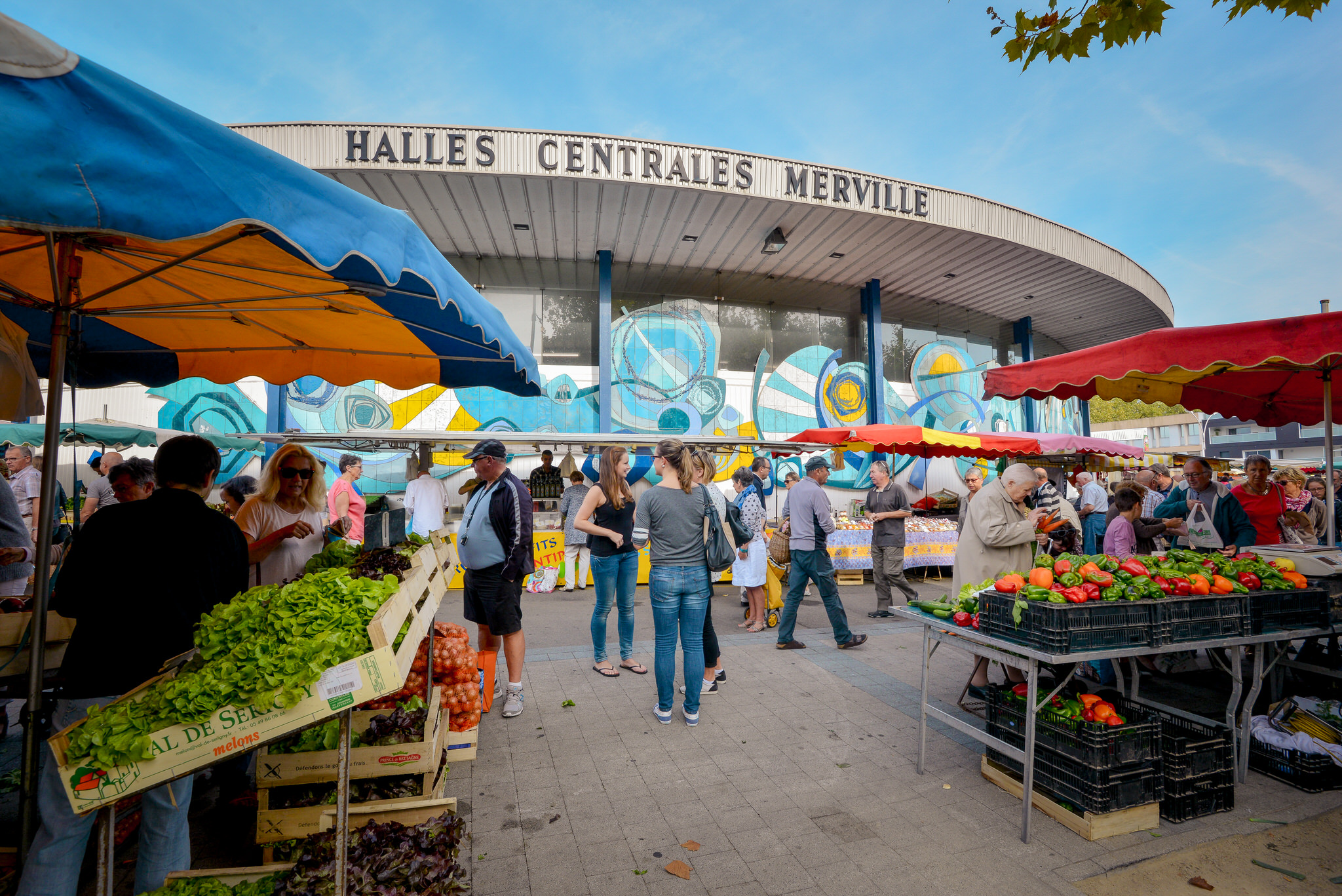 Le marché de Merville à Lorient, chaque mercredi et samedi matin.
