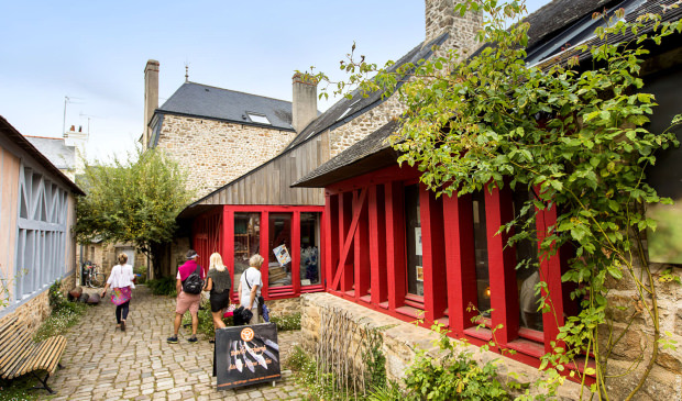 Devanture d'une coutellerie à Pont Scorff