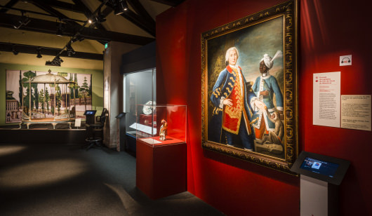 © Xavier DUBOIS. Exposition au musée des Indes - Citadelle Port-Louis. Intérieur du Musée de la Compagnie des Indes à Port-Louis.