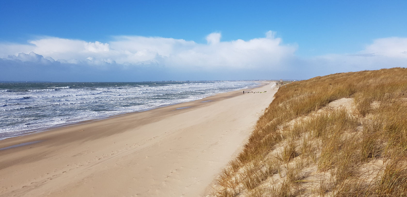 La plage du Linès à Plouhinec.