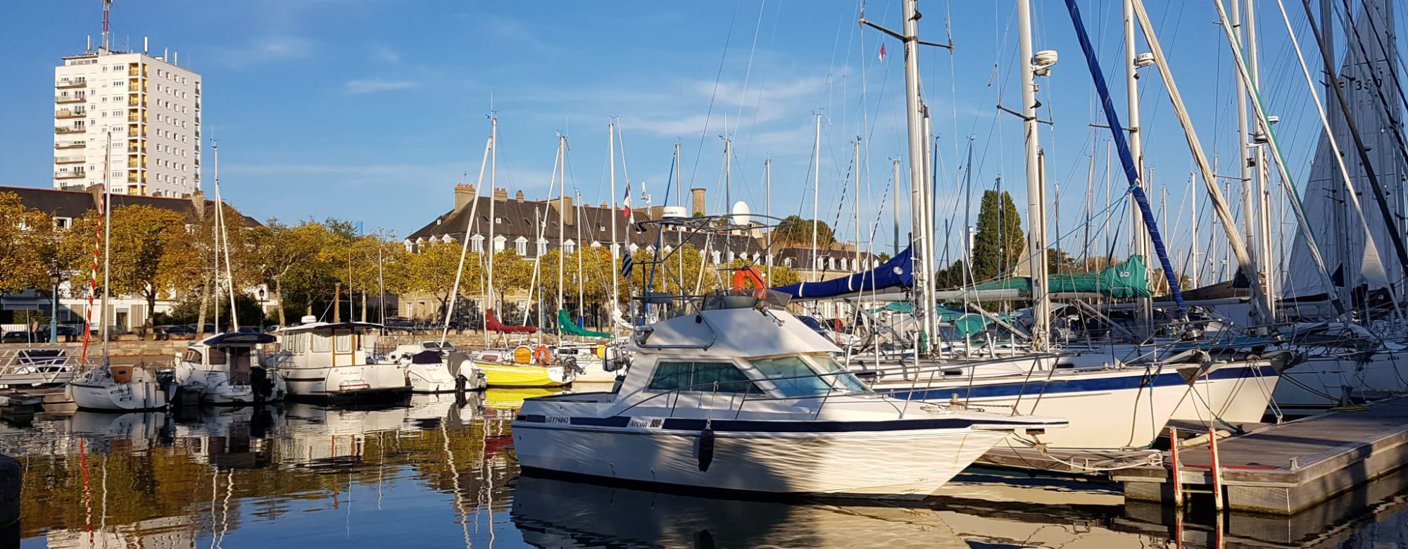 Le bassin à flots et le port de plaisance de Lorient