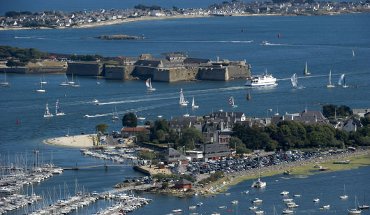 Vue aérienne de la rade de Lorient.