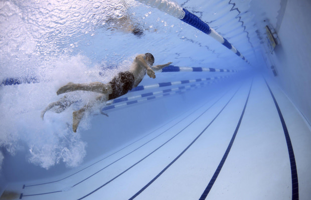 Nageur en piscine