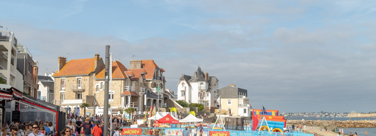 Promenade de Port-Maria à Larmor-Plage.